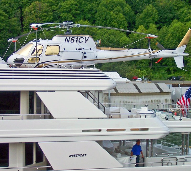 motor yacht boardwalk